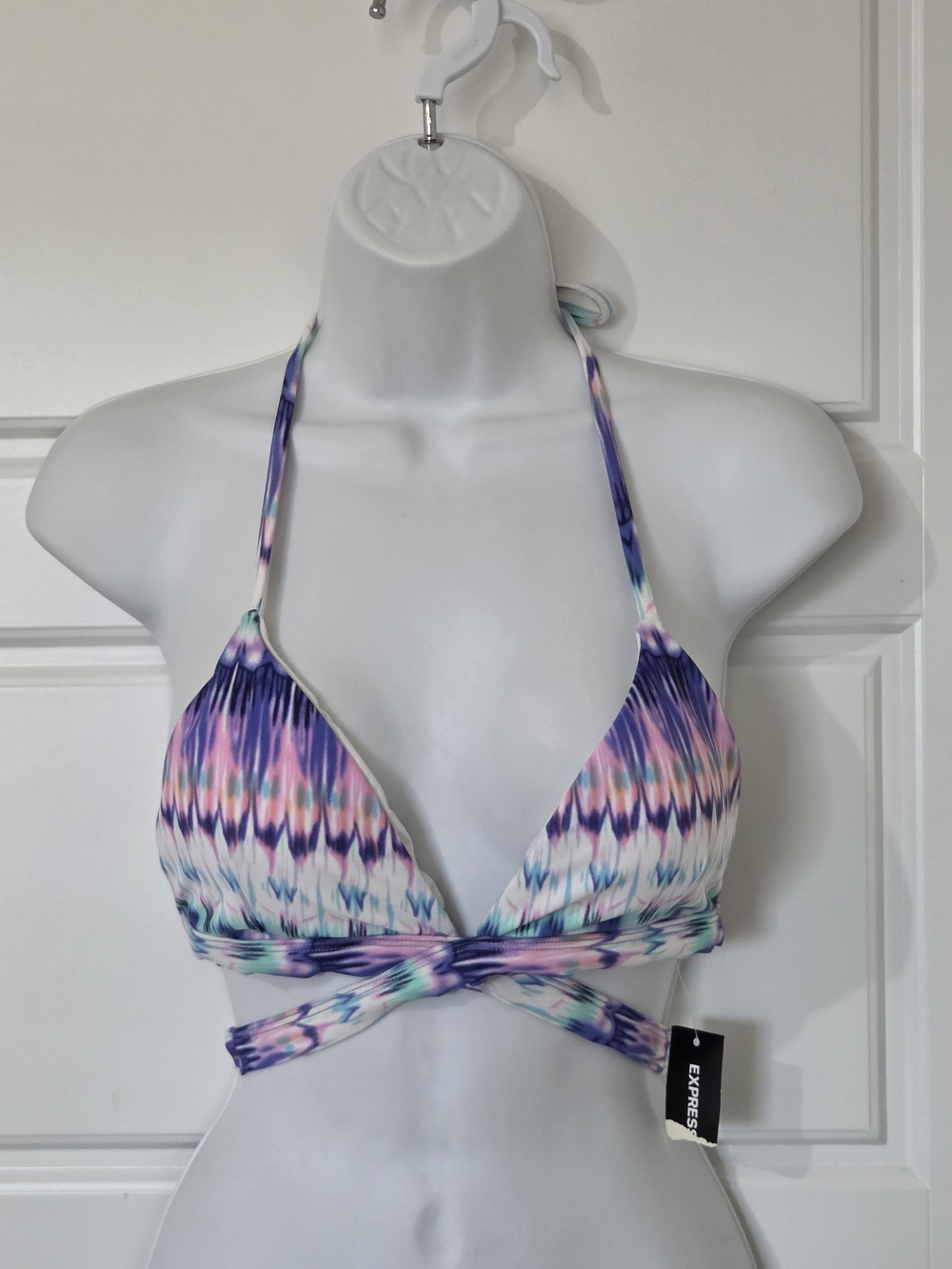 Ladies Express Halter Swin Bikini Top Size Med NWOT